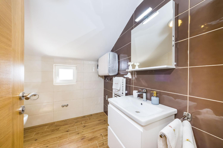 Bathroom 2, Apartment Alex 1, Zadar