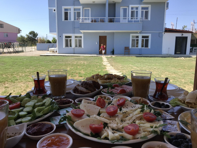 Food & Drinks 4, Parli Hotel, Gökçeada