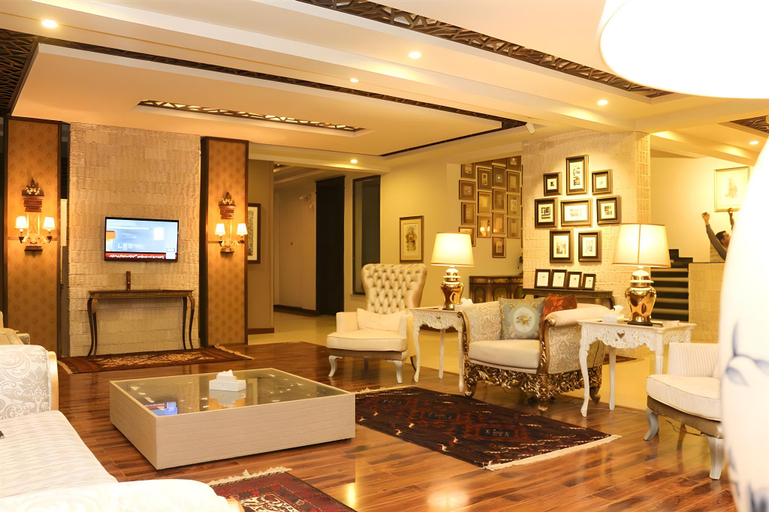 Others 2, Shelton Rezidor Hotel, Malakand