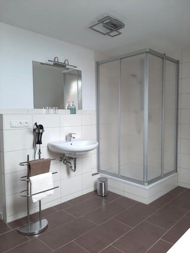 Bathroom 3, Ferienhaus Bayerlipp, Bamberg