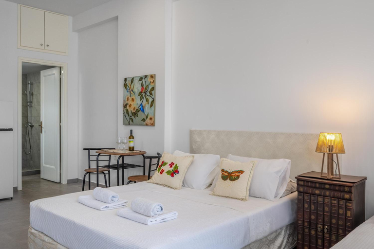 Others 2, Sokrates Apartments, South Aegean