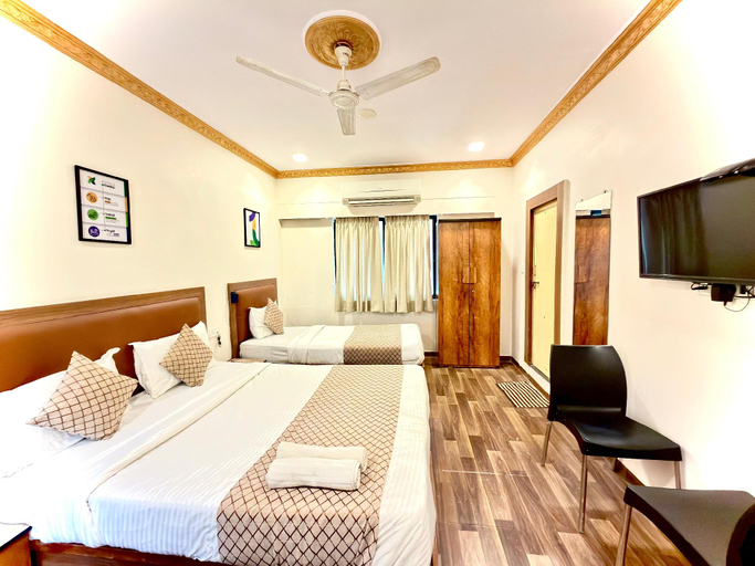 Bedroom 1, ABC Hotel & Hospitality Services, Ahmadabad