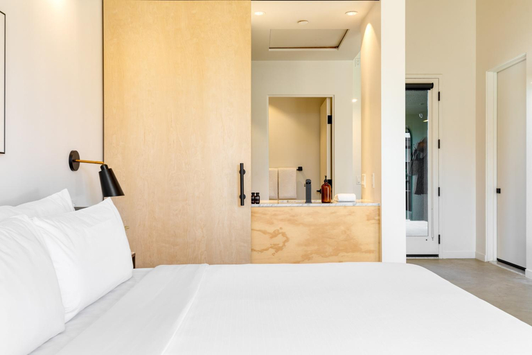Bedroom 3, Blackhaus A B Buyout by AvantStay Sleeps 16, Riverside