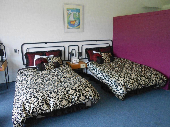 Bedroom 2, THE VILLA HAMANAKO, Kosai