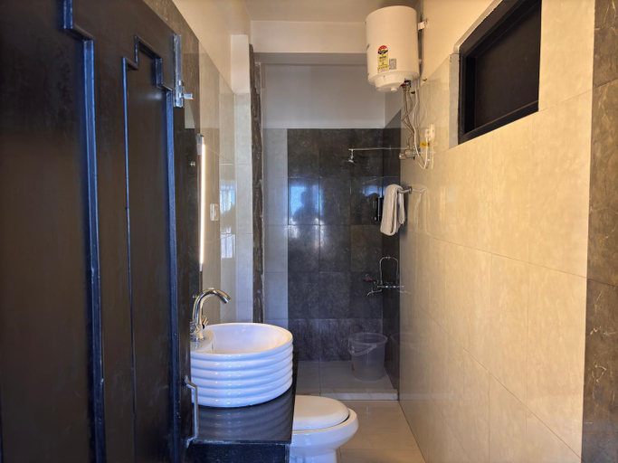 Bathroom, Soods Himalayan Vista, Darjiling