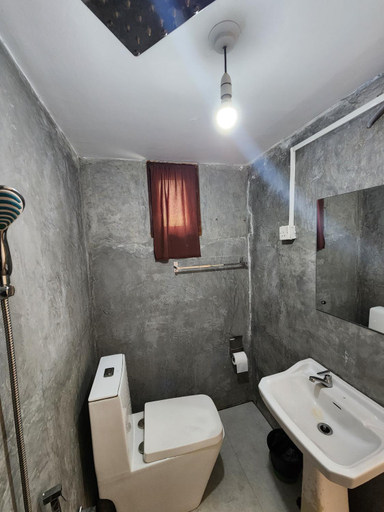 Bathroom 3, Avalon weligama, Weligama