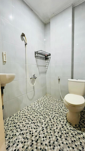 Bathroom, Hotel Jakarta Makmur Syariah, Padang