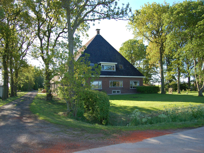 3, Apartment in Workum near IJsselmeer Beach, Nijefurd