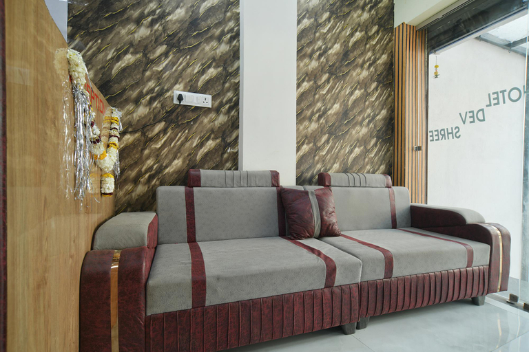 Public Area 2, FabHotel Devs Inn, Indore