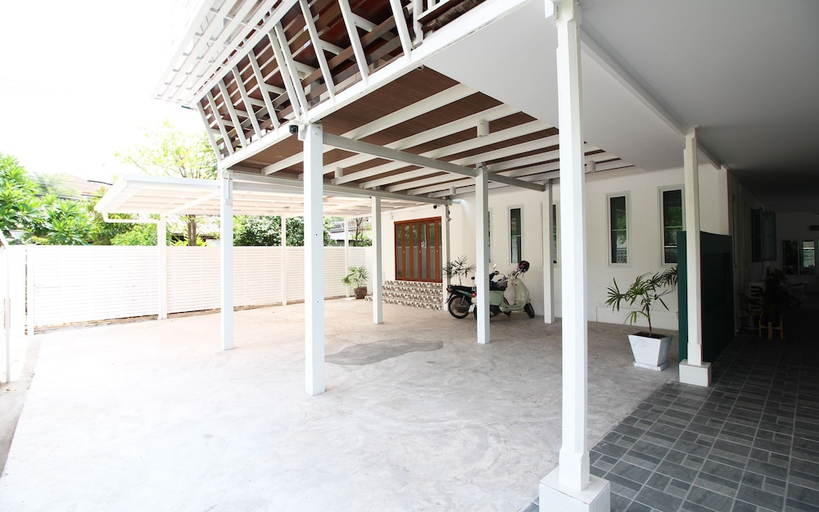 Terrace/Patio 2, Room-baan Khunphiphit Homestay No2322, Phra Nakhon Si Ayutthaya