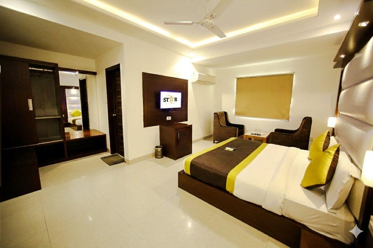 Bedroom 3, Hotel Star by Star Group, Delhi