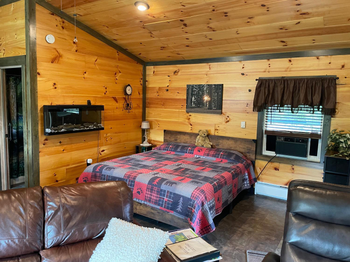 Others 3, Lily Pad Cabin, Washington
