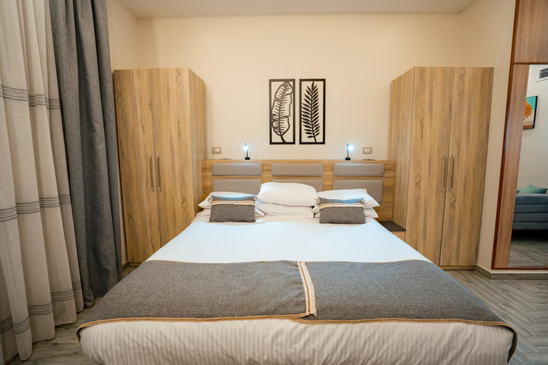 Bedroom 3, Royal Elegance Room, Sheikh Zayed