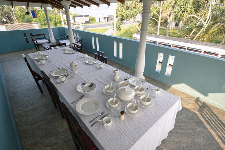 Food & Drinks 4, Villa Sanitha, Hikkaduwa