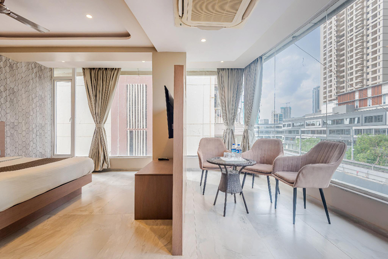 Others 4, Hotel Aura - Near Malad Link Road, Mumbai Suburban