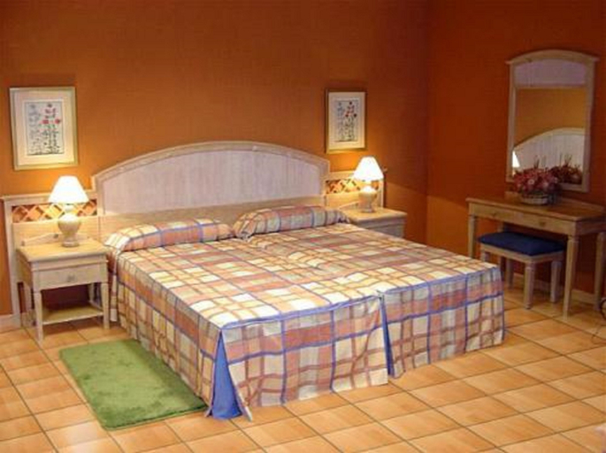 Bedroom 2, Hotel Bluesea Aloe Corralejo, Las Palmas
