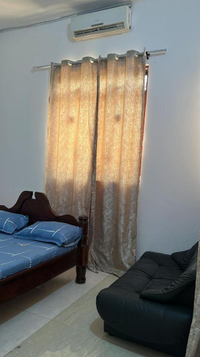 Others 5, Paje Home, Kusini