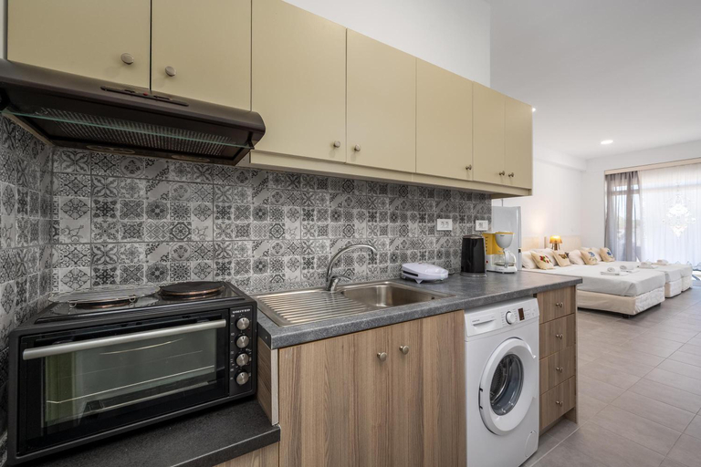 Others 4, Sokrates Apartments, South Aegean