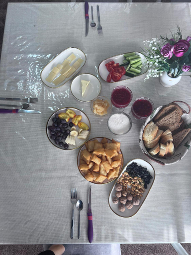 Food & Drinks, Sunny Valley Karakol, Ak-Suu