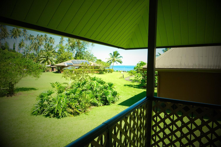Others 5, Pension Reva Teahupoo