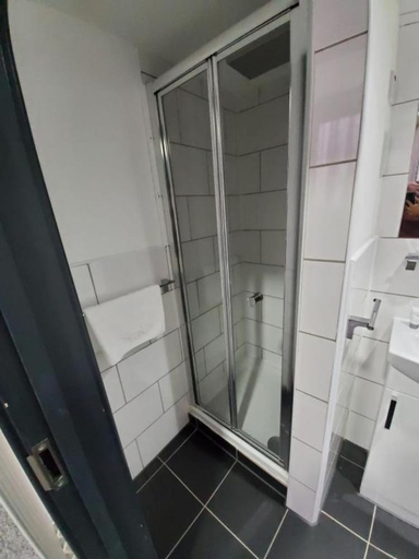Bathroom 3, Trivelles Regency Nottingham, Nottingham