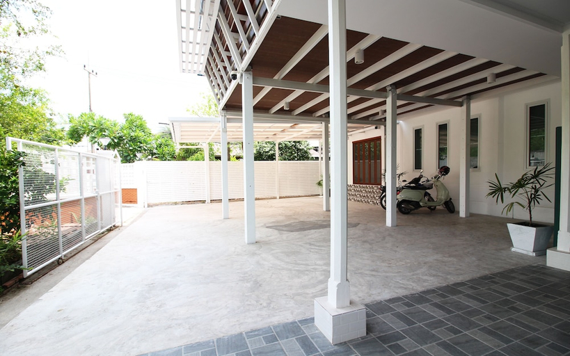 Property Grounds 4, Room-baan Khunphiphit Homestay No2322, Phra Nakhon Si Ayutthaya