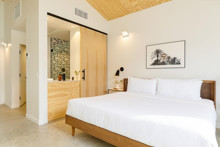 Bedroom 4, Blackhaus A B Buyout by AvantStay Sleeps 16, Riverside