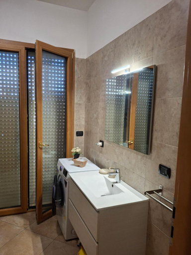Bathroom 2, ARISTOCASA, Lecce