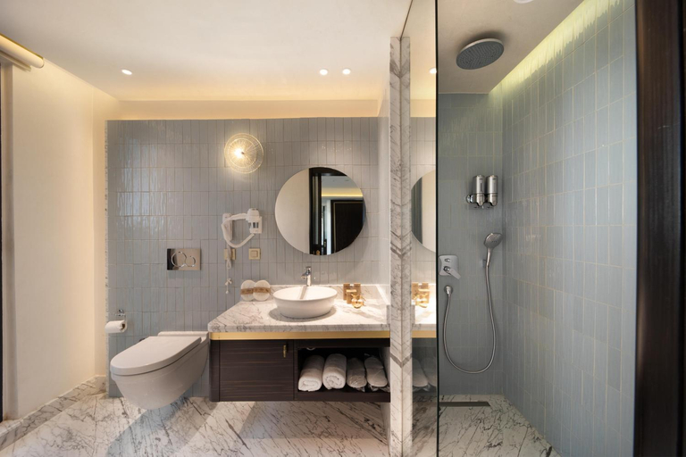 Bathroom 4, Bentley By Molton Hotels, Şişli