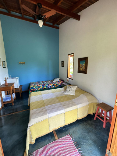 Bedroom 2, Pousada & Chales Quinta da Nascente - Serra da Canastra, Delfinópolis