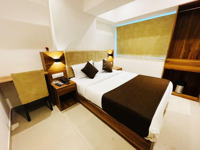 Bedroom 2, Hotel Hilton Suites, Mumbai Suburban