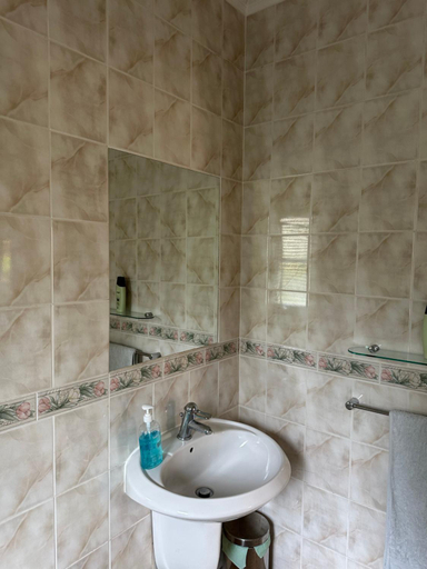 Bathroom 4, Clivia Guesthouse, Umgungundlovu