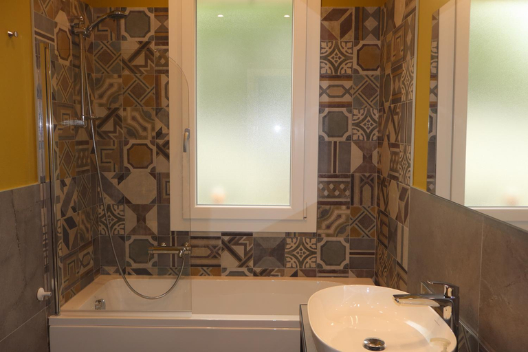 Bathroom 2, Villa pace D'oro, Bologna