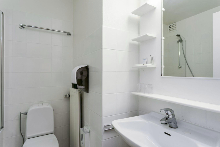 Bathroom 4, Bryghia Hotel, West-Vlaanderen