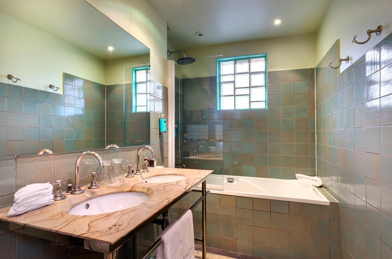 Bathroom 4, Cazaudehore La Forestiere Hotel, Yvelines