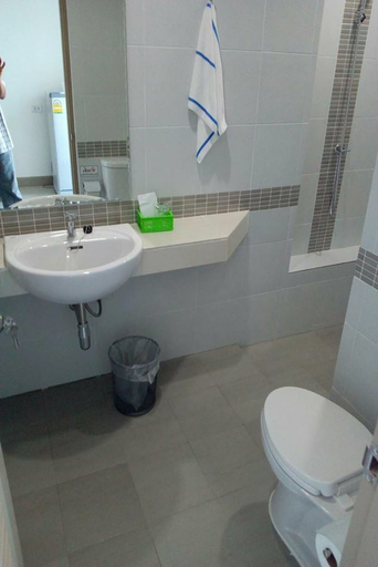 Bathroom 3, Ozone Khaotao, Hua Hin