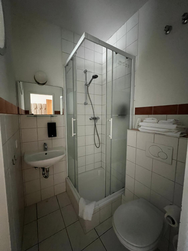 Bathroom, Pension Sebo, Nürnberg