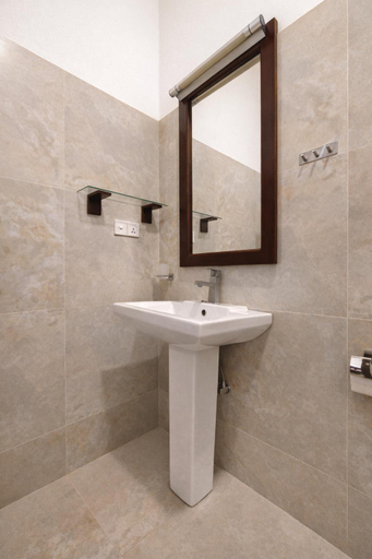 Bathroom 3, Villa Sanitha, Hikkaduwa