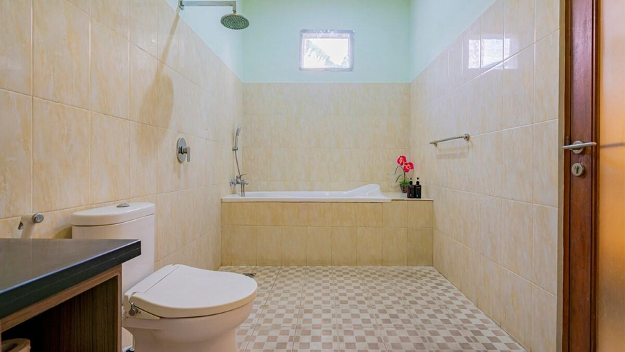 Bathroom 3, Villa Harmony - Seminyak, Badung