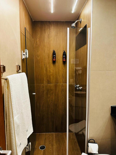 Bathroom 4, Flat Hotel Aeroporto Congonhas UH704, São Paulo