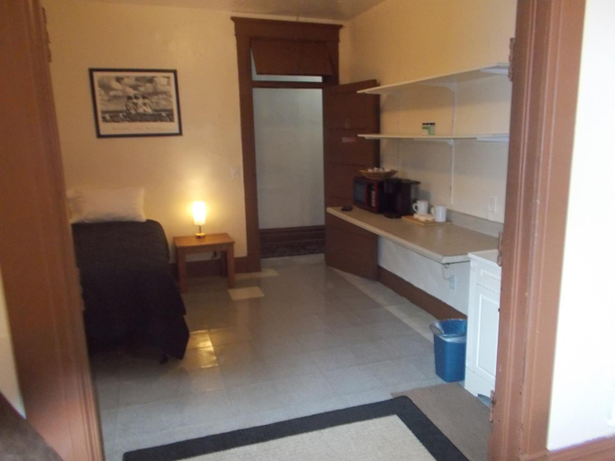 Others 5, Historic Kellogg Rio Hotel, Shoshone