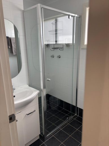 Bathroom, Batemans Bay North Tourist Park, Eurobodalla