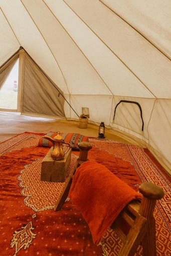 Bedroom 2, Desert Diamond Private Camp, Biddiya