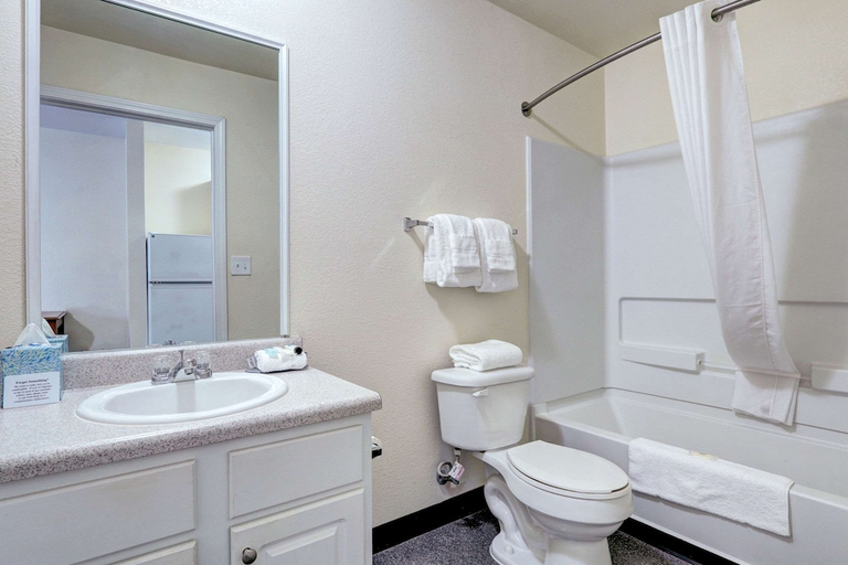 Bathroom 4, Suburban Studios Westminster Denver North, Adams