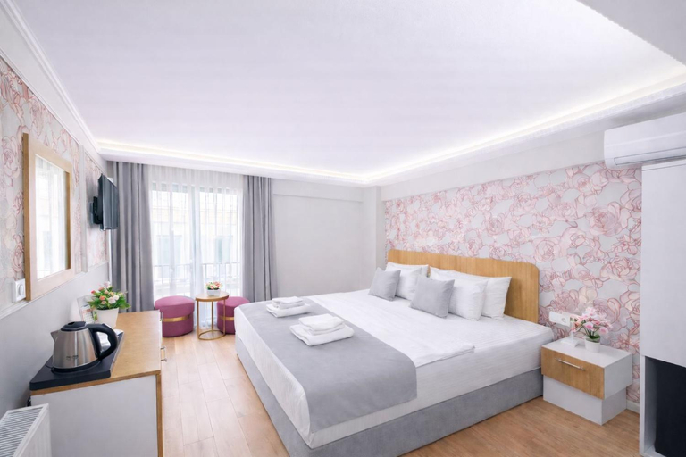 Bedroom 2, Ria Suites Hotel, Fatih