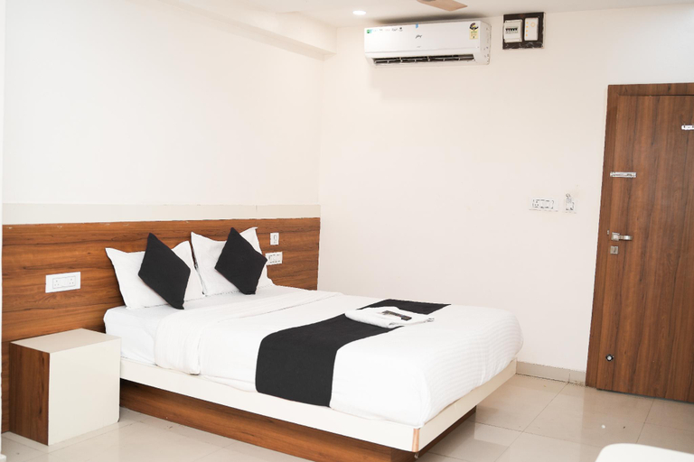 Bedroom 4, Hotel Stay Prime, Pune