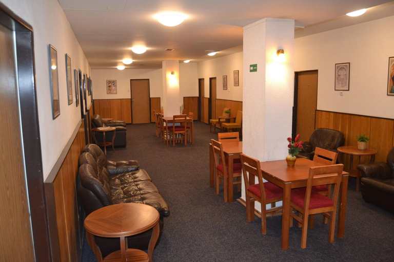 Food & Drinks 5, Hotel Bohemians, Praha 5