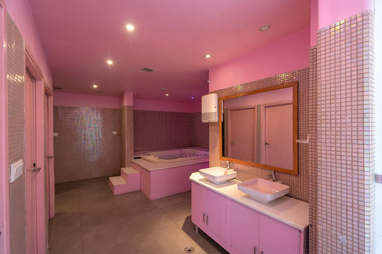 Bathroom, Bellmont Caves resort and Spa, Corbett, Almora