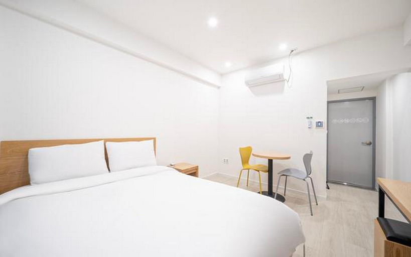 Bedroom 3, Daegu Dongseong-ro Haemil Stay, Buk