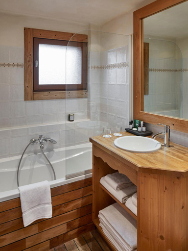 Bathroom 5, Chalet Alpen Valley, Mont-Blanc, Haute-Savoie